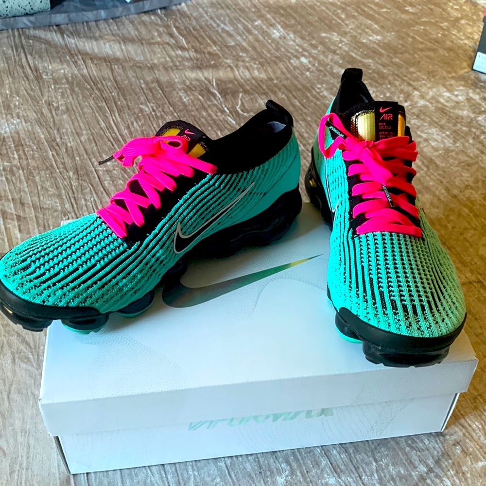 NIKE AIR VAPORMAX FLYKNIT 3